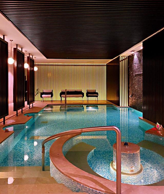 北京适合一家老小泡澡的地方（在京城颜值最高的澡堂子里吃喝）(7)