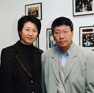 ​90年代，傅莹和丈夫，一张罕见的合影，最美外交官，越活越有气质