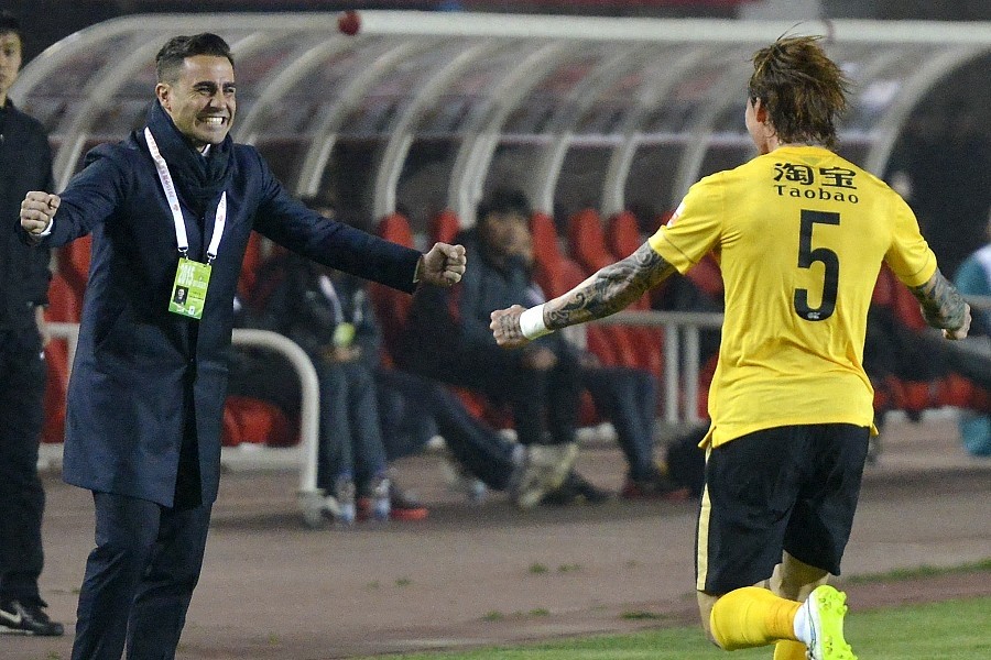 卡纳瓦罗光辉的足球生涯在这里,从铁卫到铁帅,实力圈粉