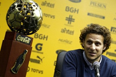 ​乌拉圭球员迭戈·弗兰退役