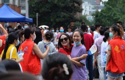 ​高考迎来“喜讯”，一二三本或被取消，部分学生们欢呼雀跃