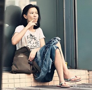 ​蓝洁瑛为何发疯？被性侵被下降头，离世前直言下辈子不想做人