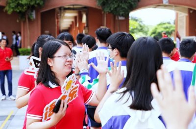 ​高中时选择单招的学生，毕业后大多会后悔，高三考生要谨慎报考