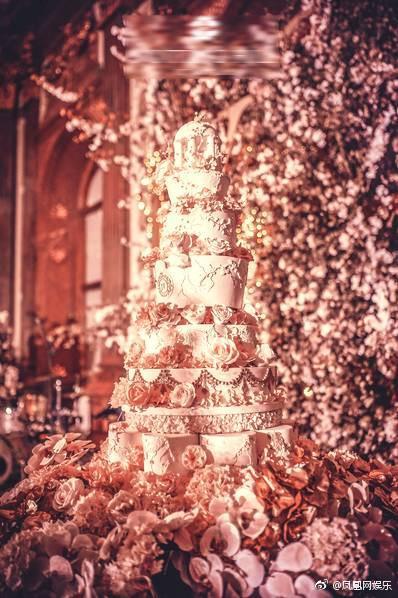 郭晓婷还原婚礼现场：罗晋太紧张一直笑场，不让带手机另有原因