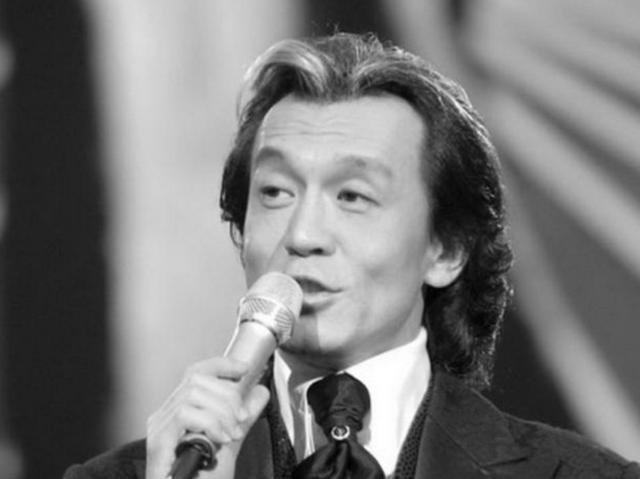 李咏去世前两天,16岁小女儿发文晒图,表情憔悴惹人心疼!