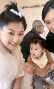 ​赵本山徒弟胖丫近况曝光！曾因卖假药被判3年，如今生二胎很幸福