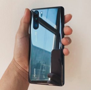 ​差价几百，买Mate20Pro还是P30Pro？店老板一针见血的回答很中听