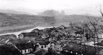 ​广东八大古镇之一，坪石古街