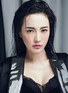 ​“优雅女神”孙晶晶