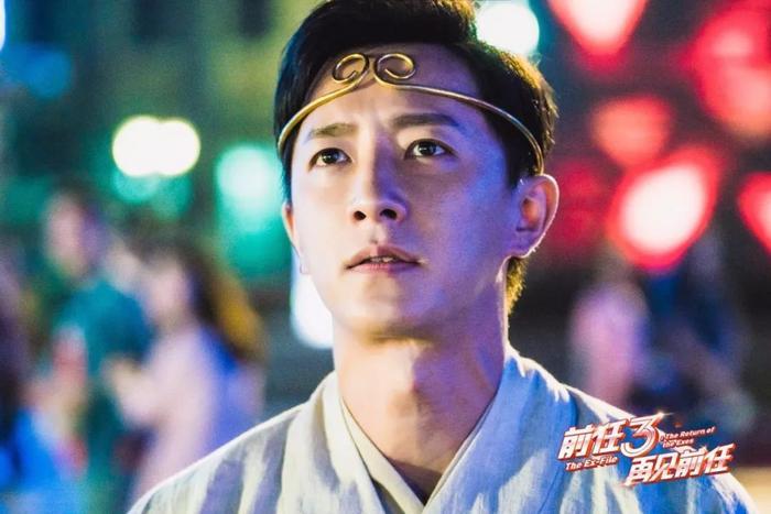 韩庚34岁生日当天公布恋情,认爱《战狼2》女主卢靖姗