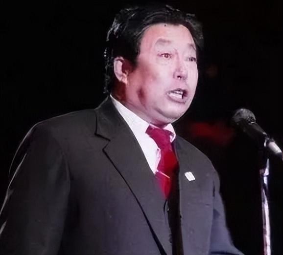 侯耀文的师傅是谁(侯耀文为何拜师已故名家赵佩茹)