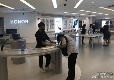 ​中国智能手机出货量连续10个季度下降