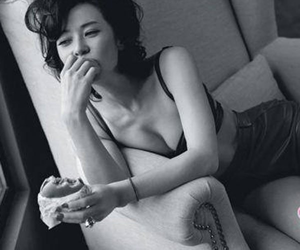 余男狂怒大尺度未删减 前夫是领她入行的王全安