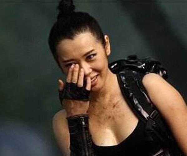 余男狂怒大尺度未删减 前夫是领她入行的王全安