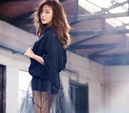 金喜善整容前原来样子(金喜善整容残到认不出)(6)