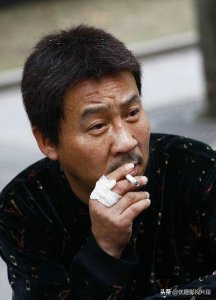 ​《外乡人》纯朴的演绎，讲述真情的故事。