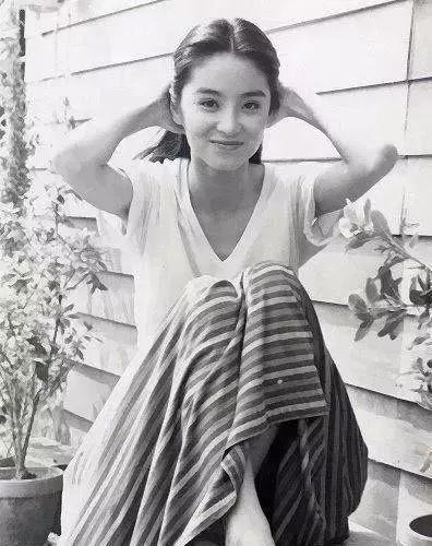 黄家驹张国荣合影曝光:看完这30组照片,才知岁月没有饶过任何人