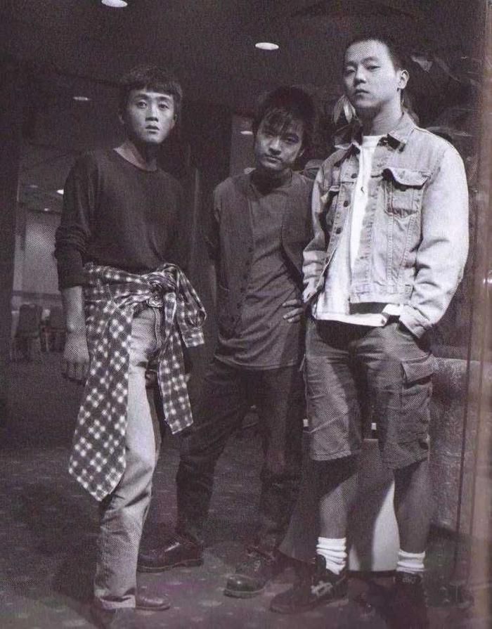 黄家驹张国荣合影曝光:看完这30组照片,才知岁月没有饶过任何人