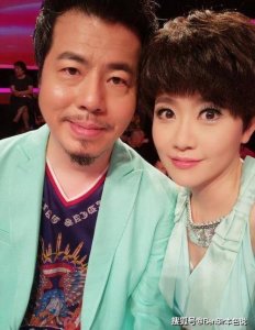 ​黄国伦老婆，黄国伦现任妻子是谁