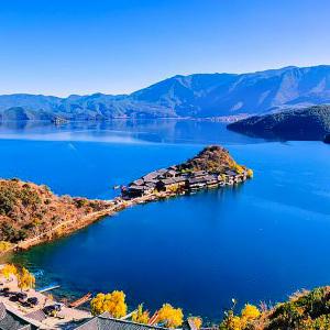 第三天：香格里拉-玉龙雪山-拉市海-玉溪公园-虎跳峡-泸沽湖-丙中洛-五彩湾-拉市海+玉龙雪山-丽江古城