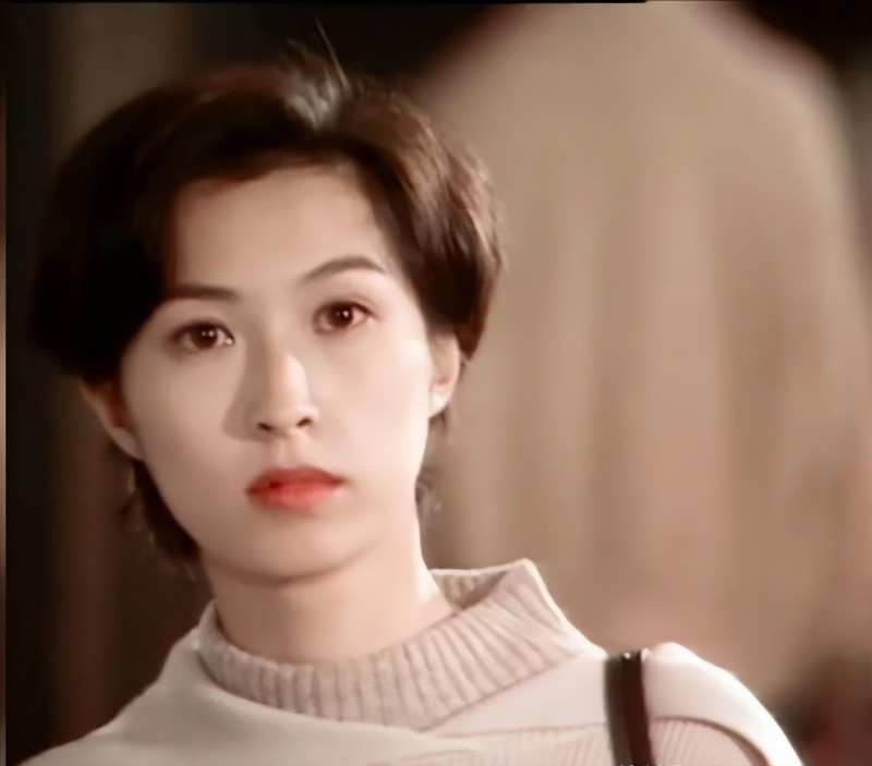 女生帅气短发发型(港圈公认的10位短发美女)