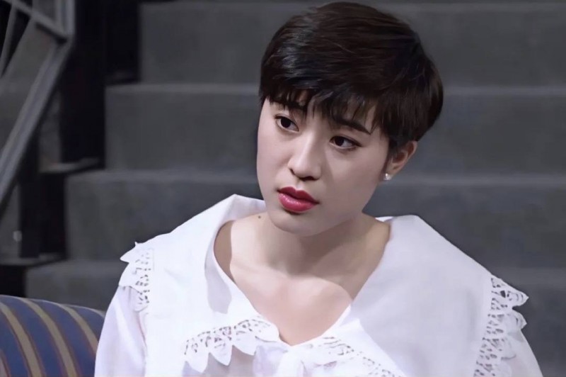 女生帅气短发发型(港圈公认的10位短发美女)