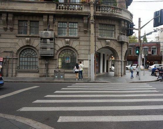 上海淮海路前身（上海淮海路上的一个三角地带）(8)