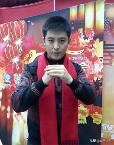 ​原来她就是“春晚钉子户”孙涛的老婆，怪不得孙涛每年都能上春晚