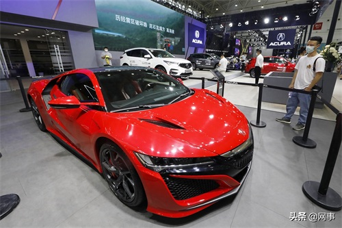 多图看车展:2020第十八届华中国际车展在武汉举行