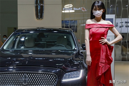 多图看车展:2020第十八届华中国际车展在武汉举行