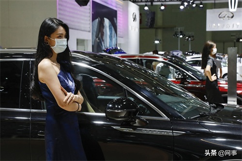 多图看车展:2020第十八届华中国际车展在武汉举行