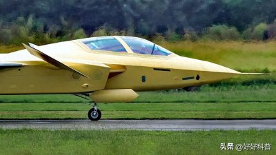 ​中国亮相全球首款五代半战机，战力碾压美F22，其性能究竟如何