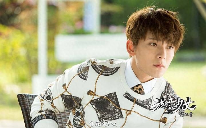 《旋风少女2》方廷皓陈翔剧照来袭，看暖男变身霸道总裁！