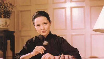 ​80年代女星李羚：不爱高官爱寒门，大13岁初恋丈夫的爱让人泪目