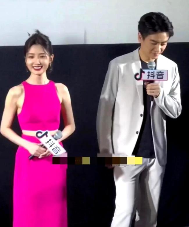 陈晓毛晓彤也吃上了淄博烧烤 网友喊话下次去淄博吃