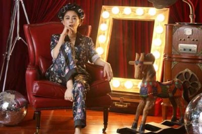 ​《奶奶说》脱口秀即将上线 引爆娱乐圈撕逼大战