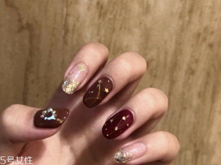 超美的秋冬美甲合集 秋冬美甲配色