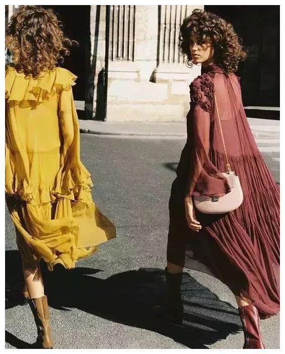 夏天裙子穿得再美，难免有不小心走光的尴尬经历