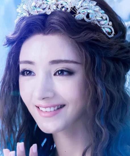 还未结婚就被曝怀孕晚期！女方比杨幂都漂亮，娱乐圈颜值担当