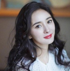 ​还未结婚就被曝怀孕晚期！女方比杨幂都漂亮，娱乐圈颜值担当