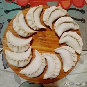 ​饺子的不同包法技巧
