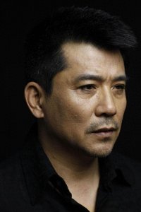 ​著名演员孙淳：照顾病妻30多年，68岁无儿无女，花60万养狗相伴