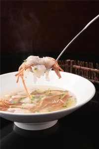 ​12款 旺销招牌菜，风味特色