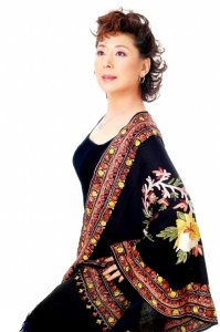 ​关牧村离婚32年：她带着儿子再婚很幸福，前夫漂泊海外一言难尽