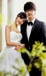 ​王小玮晒饺子，刻意把婚纱照打马赛克，疑对王小海彻底失望不复合