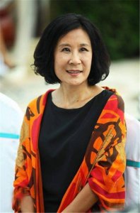 ​歌唱家苏小明辟谣：我没有离婚，小家庭是完整的