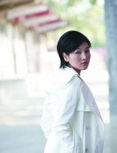 ​演员张延：嫁大5岁香港丈夫，婚后生一女，如今女儿比她还漂亮