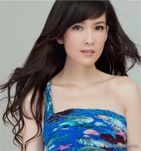 ​珍藏高清壁纸|清纯而脱俗，一代玉女掌门人周慧敏