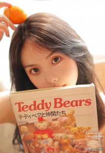 ​极品高颜值美女唯美私房写真，夏日清爽，尽显青春魅力