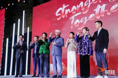 ​朱玲玲再婚记：罗康瑞的深情守护，豪门中的逆袭与和解